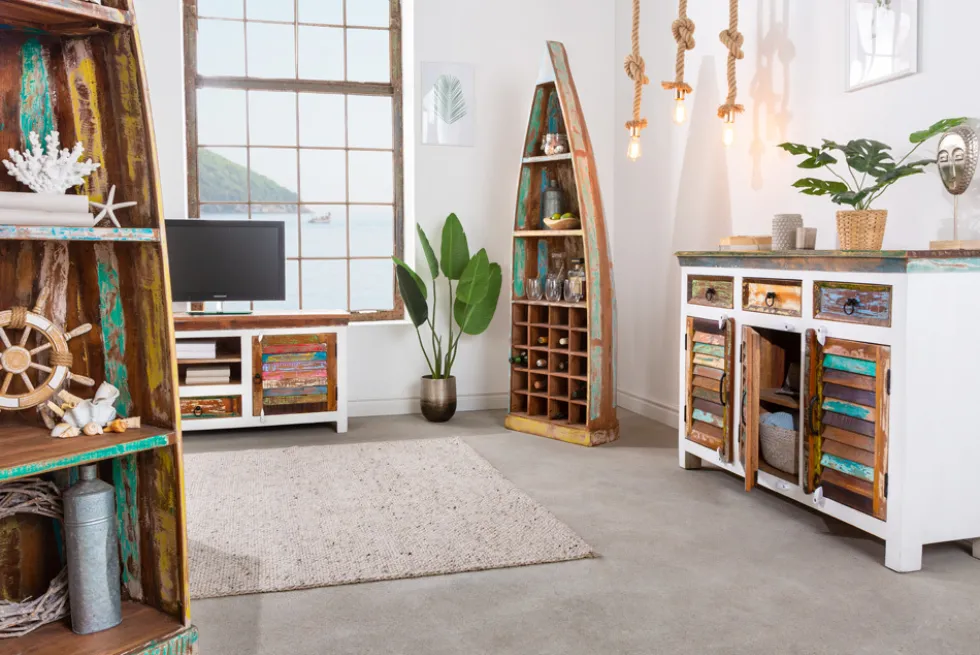 Massiver Couchtisch JAKARTA 70cm weiß bunt Holz Truhe aus recycelten Fischerbooten mit Schubladen