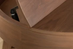 Massiver Couchtisch KYOTO 70cm braun Mangoholz im Walnuss-Design mit Stauraum
