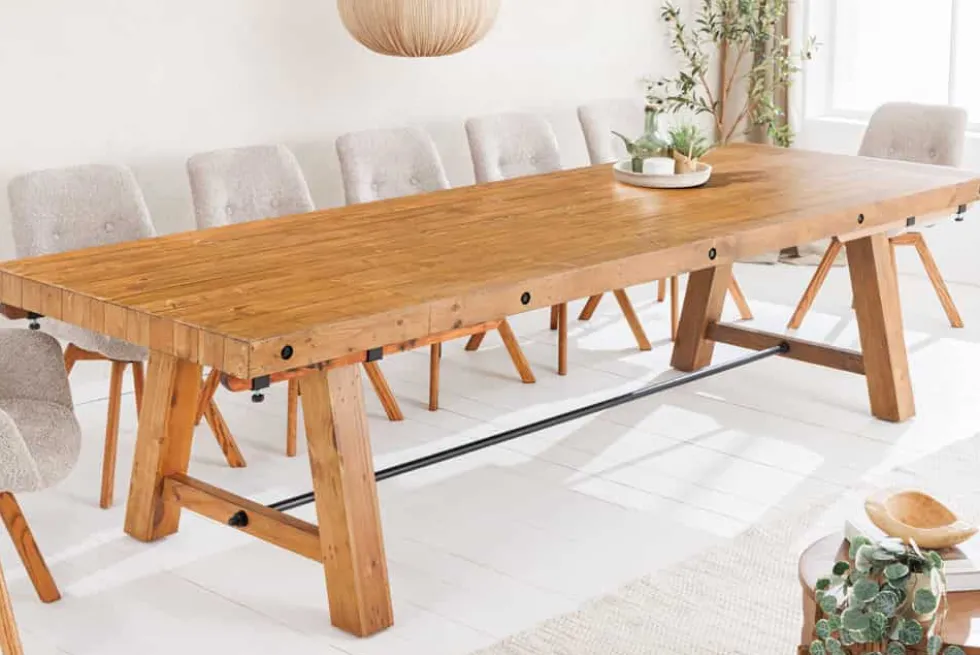 Massiver Esstisch FINCA 300-400cm vintage braun verlängerbar recyceltes Pinienholz