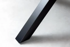 Massiver Esstisch GALAXIE 240cm natur Sheeshamholz oval Sterngestell schwarz