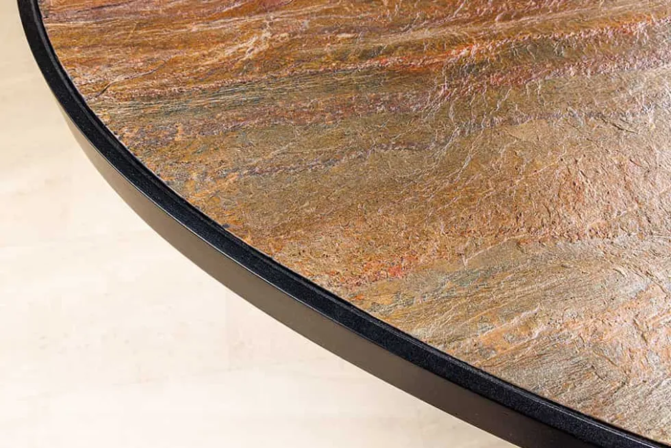 Massiver Esstisch MOUNTAIN SOUL 240cm rötlich grün schwarz oval Naturstein Eisen