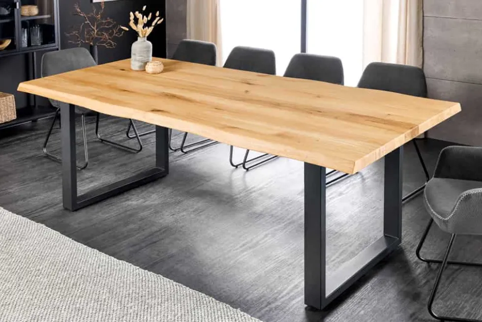 Massiver Esstisch WILD OAK 160cm natur schwarz Wildeiche Baumkante Metall U-Gestell