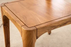 Massiver Stuhl ORGANIC braun Akazienholz honey finish handmade
