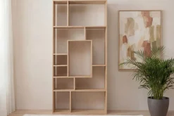 Massives Bücherregal CUBUS 180cm natur Mangoholz cream finish elf Fächer