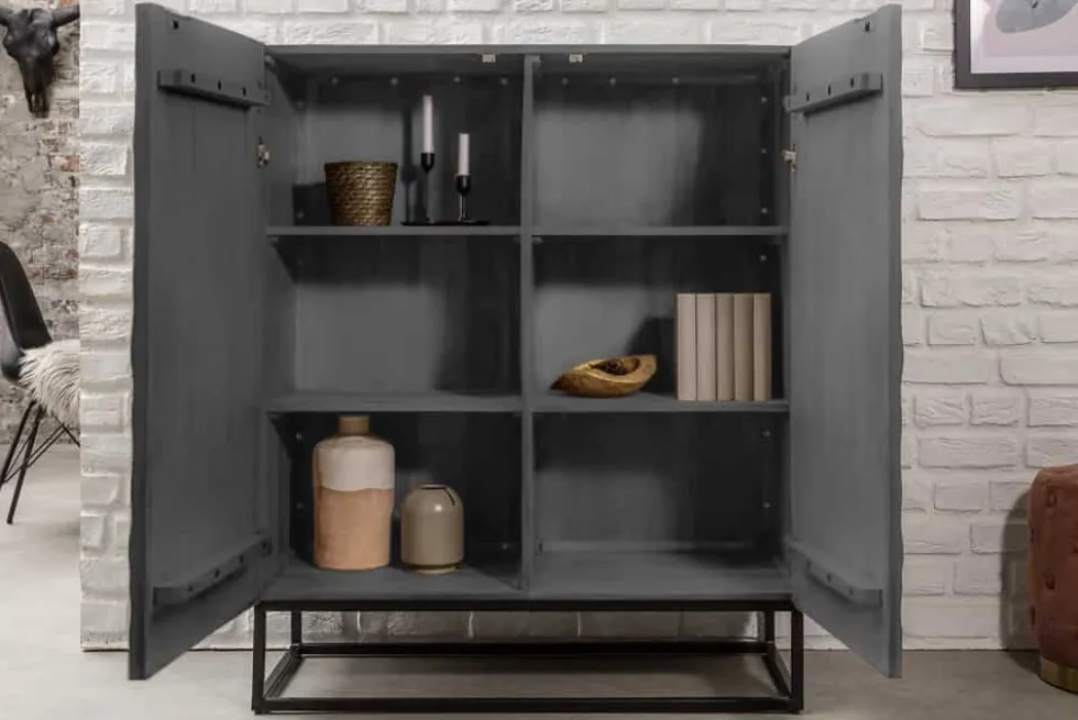 Massives Highboard SCORPION 120cm grau Akazie aufwendige 3D Schnitzereien