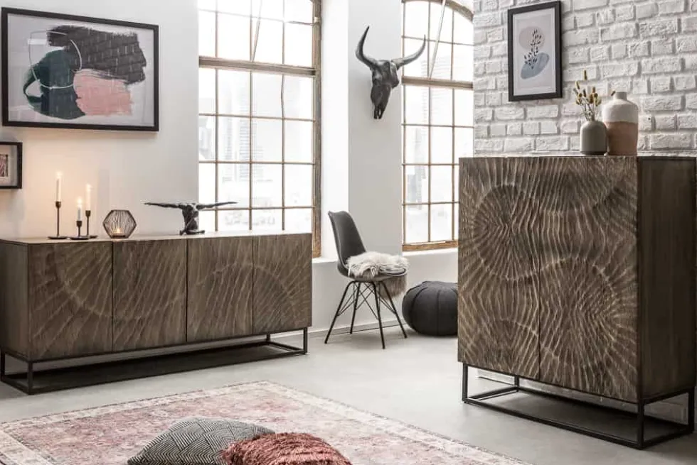 Massives Highboard SCORPION 120cm grau Akazie aufwendige 3D Schnitzereien