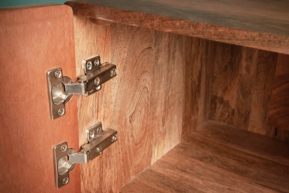 Massives Sideboard MARRAKESCH 160cm Mangoholz mit Verzierung Boho Stil