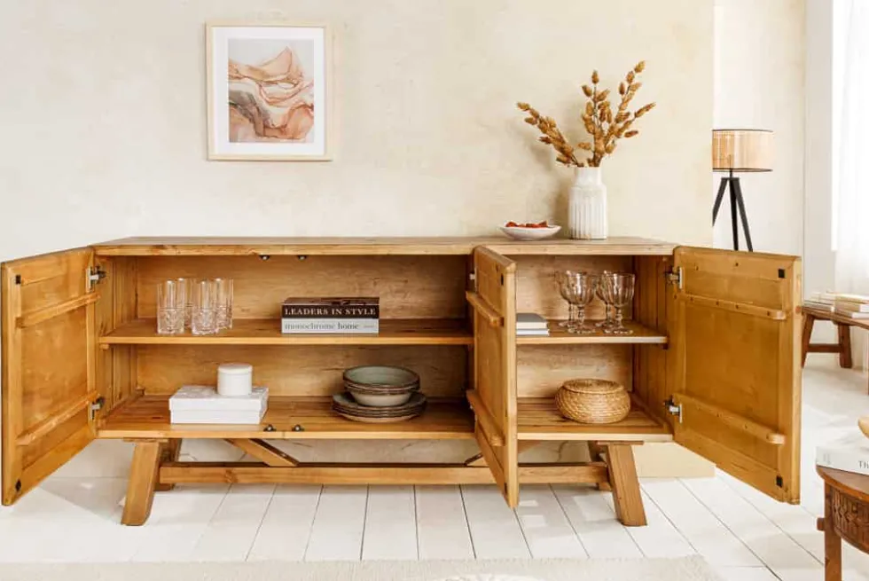 Massives Sideboard RIVIERA 155cm natur recyceltes Pinienholz Bohlenoptik