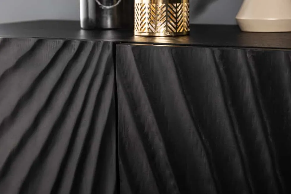 Massives Sideboard SCORPION 140cm schwarz Mangoholz aufwendige 3D Schnitzereien