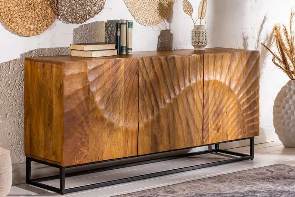 Massives Sideboard SCORPION 140cm braun Mangoholz aufwendige 3D Schnitzereien