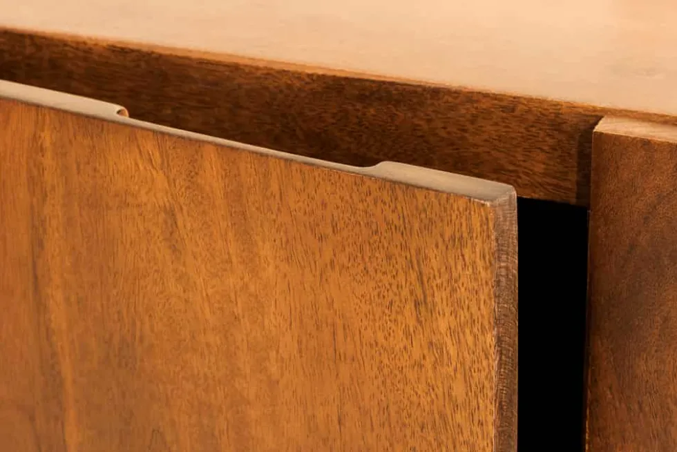 Massives TV-Board BRASIL 160cm braun Mangoholz drei Fächer Lowboard