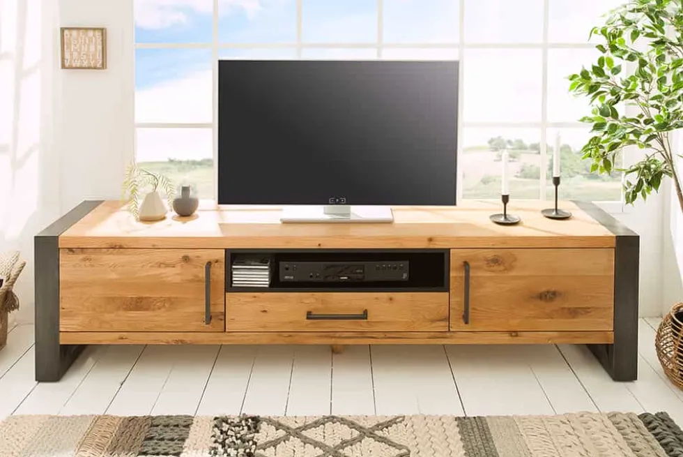 Massives TV-Board THOR 200cm Wild Eiche geölt Lowboard im Industrial Design