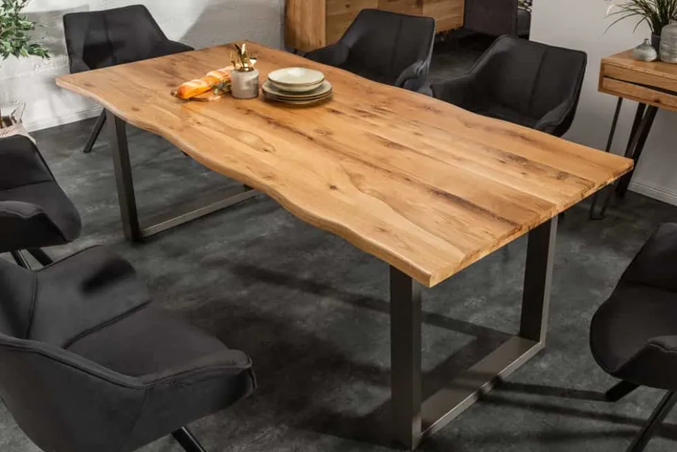 Massivholz Esstisch LIVING EDGE 160cm natur Wildeiche geölt Baumkante Metallgestell
