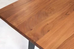 Massivholz Esstisch ORGANIC ARTWORK 180cm Akazie Industrial Design Eisengestell Baumkante