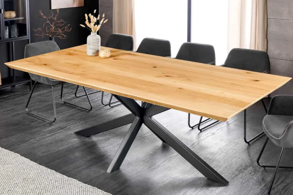 Massivholz Esstisch WILD OAK 200cm natur Wildeiche Schweizer Kante Sterngestell