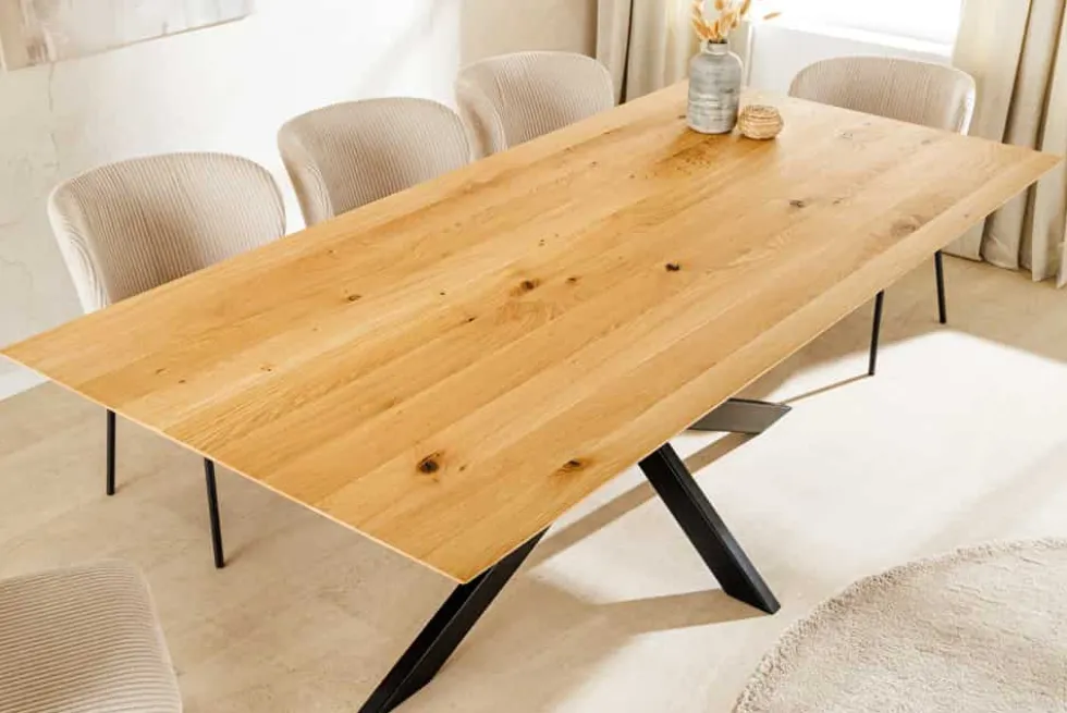 Massivholz Esstisch WILD OAK 200cm natur Wildeiche Schweizer Kante Sterngestell