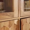 Massivholz Highboard MYSTIC LIVING 140cm Akazie natur Vitrine 3D-Oberfläche