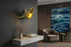 Moderne Wandlampe SHARK 40cm gold Hai-Skulptur handmade
