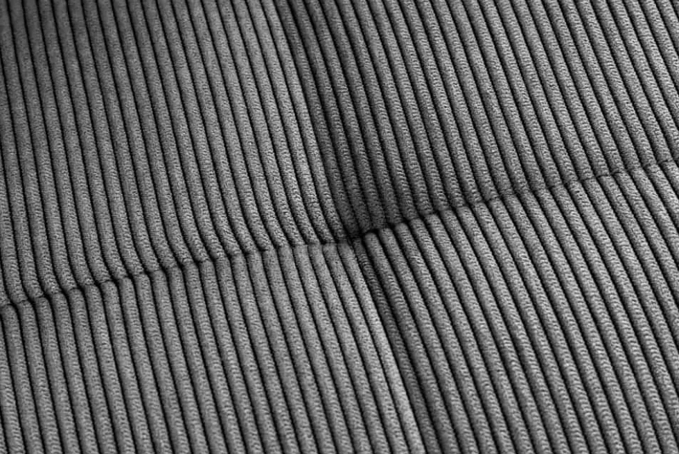 Moderner Design Stuhl TRES CHIC grau Cord schwarze Metallbeine Esszimmer