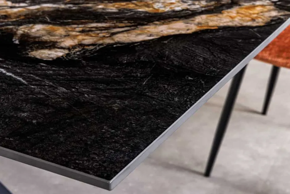 Moderner Esstisch GALAXIE 160cm Aurora Oro schwarz gold sand Keramik