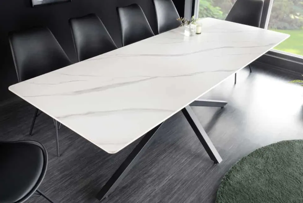 Moderner Esstisch GALAXIE 160cm weiß Keramik Marmor-Design glänzend Metallgestell schwarz