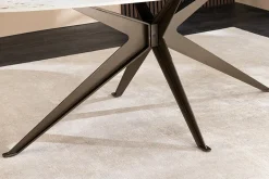 Ovaler Esstisch SCULPTURE 220cm braun weiß Pandora Keramik bronze Sterngestell