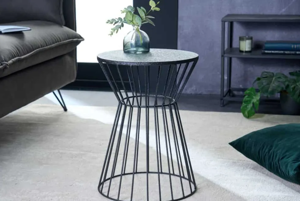 Runder Beistelltisch VARIATION 45cm schwarz Metallgestell Eisen handmade