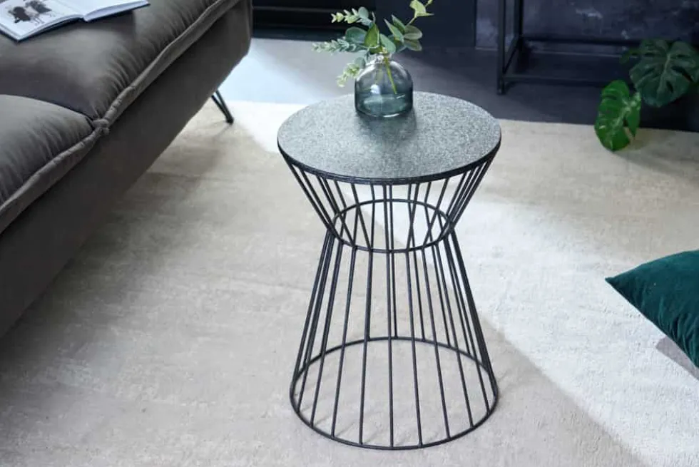 Runder Beistelltisch VARIATION 45cm schwarz Metallgestell Eisen handmade
