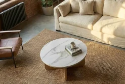 Runder Couchtisch ENSO 80cm weiß Marmor Keramik Eichenholz