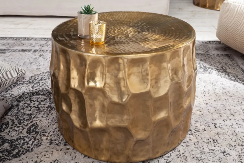 Runder Couchtisch ORGANIC ORIENT 55cm gold Metall Hammerschlag 3D-Design handmade