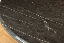 Runder Esstisch ELEGANCIA 130cm schwarz Marmor chrom Stahl mit Säulenfuß