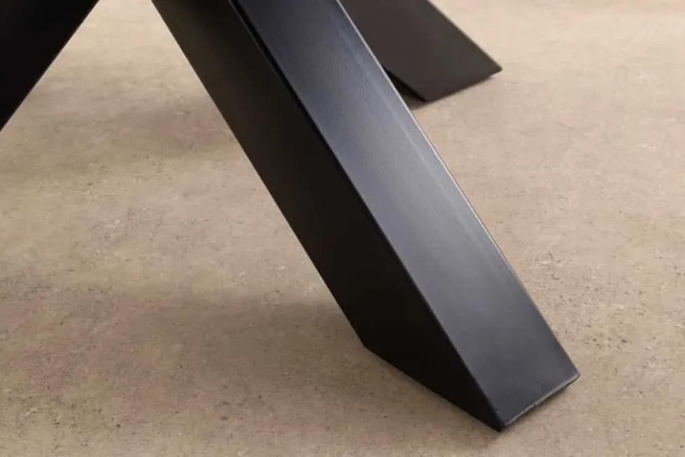 Runder Esstisch THOR 140cm natur massives Mangoholz schwarzes Metallgestell