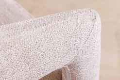 Skandinavischer Stuhl BOUTIQUE beige Strukturstoff brushed champagner gold Metall