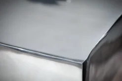Skulp­tu­raler Beistelltisch TWIST 45cm silber Aluminium poliert Sitzhocker Modern Design