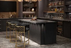 Stilvoller Barhocker ELEGANCE schwarz Samt gold Edelstahl mit Armlehne und Fußablage