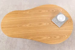 Stilvoller Couchtisch ORGANIKO 130cm natur Eiche organische Form