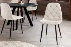 Stilvoller Stuhl GLAMM champagner beige Chenille Cremona mit Rauten-Steppung schwarz Metall