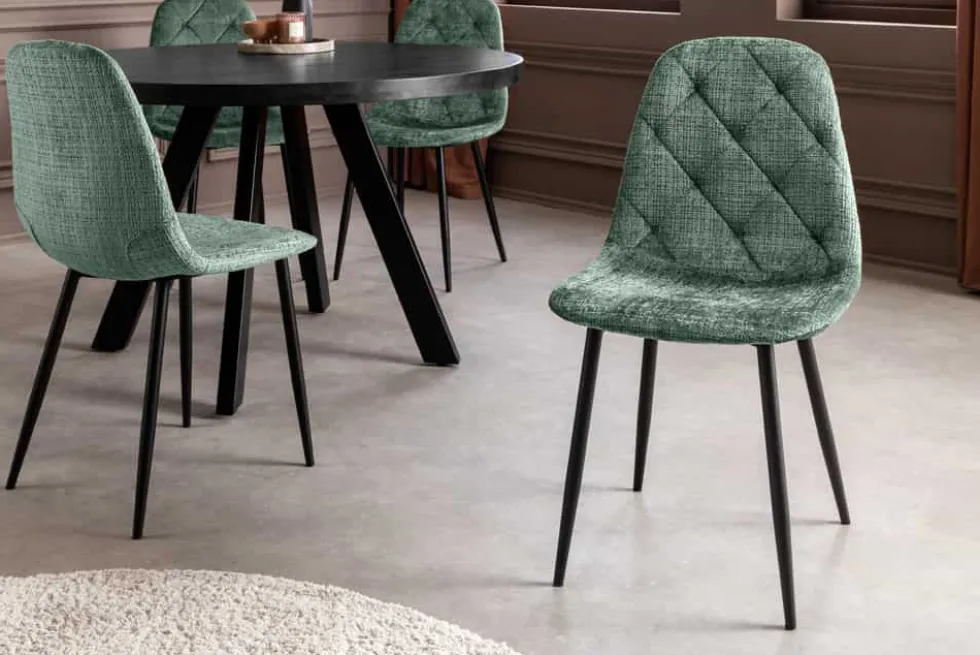 Stilvoller Stuhl GLAMM grün Chenille Cremona mit Rauten-Steppung schwarze Metallbeine