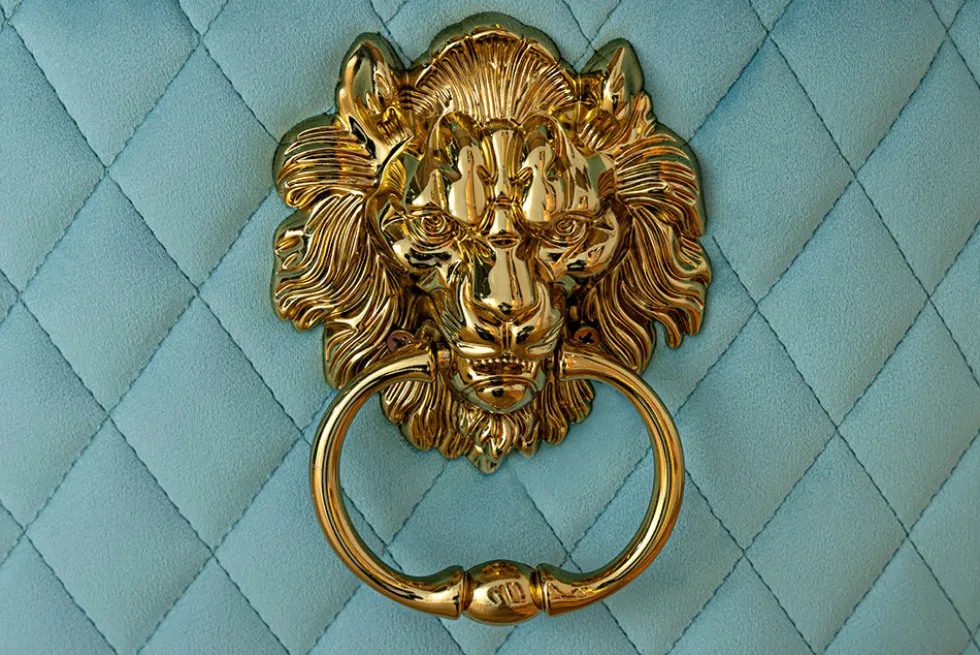 Barock Stuhl CASTLE DELUXE blau Samt gold Edelstahl mit Löwenkopf Chesterfield