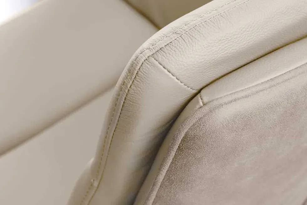 Drehbarer Stuhl BIG GEORGE beige Echtleder Microfaser mit Armlehne schwarze Metallbeine